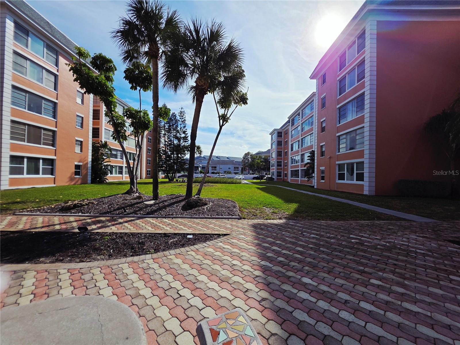 CROSSWINDS COLONY ONE CONDO - Residential