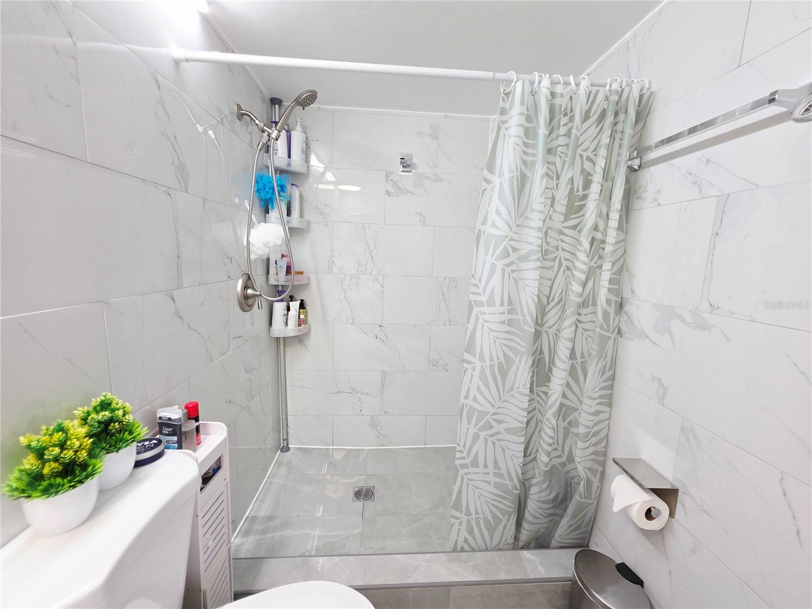 CROSSWINDS COLONY ONE CONDO - Residential