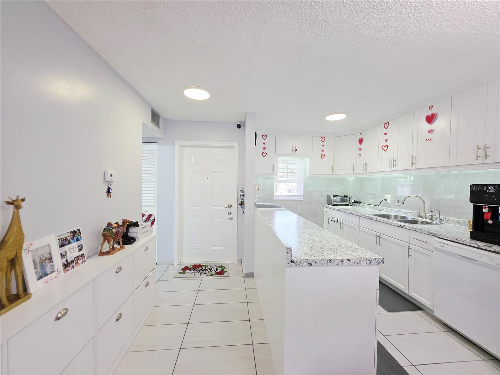 CROSSWINDS COLONY ONE CONDO - Residential