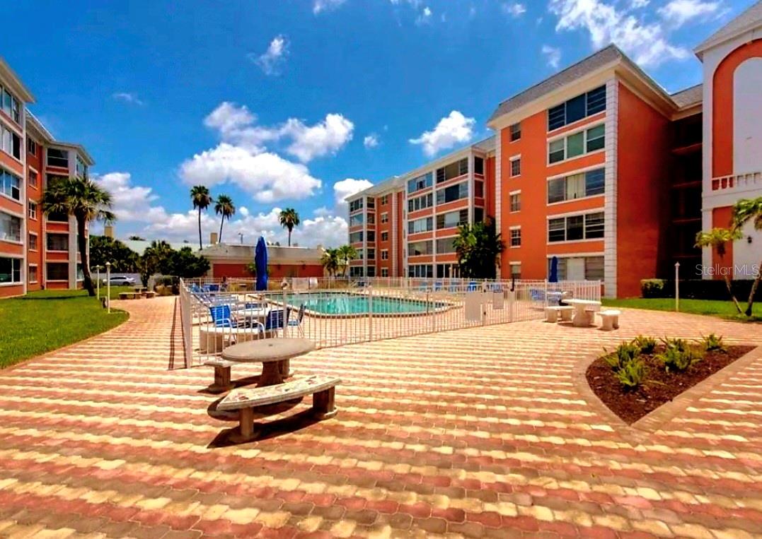 CROSSWINDS COLONY ONE CONDO - Residential