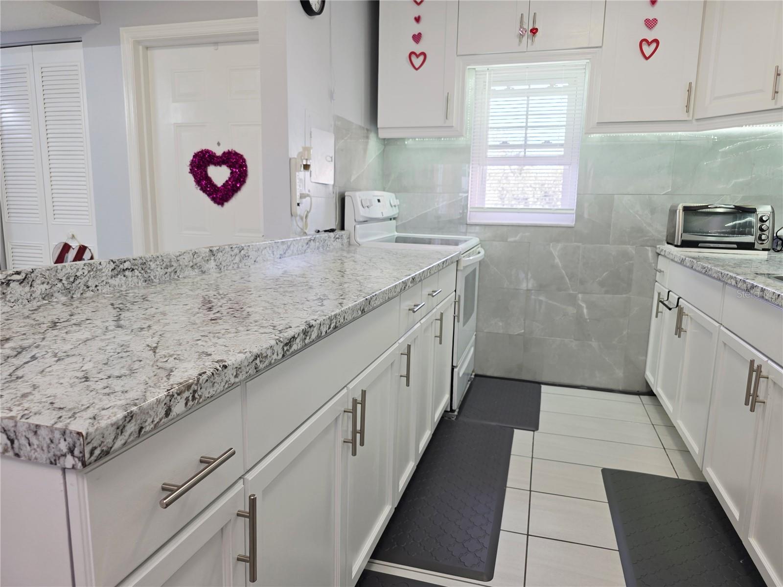 CROSSWINDS COLONY ONE CONDO - Residential