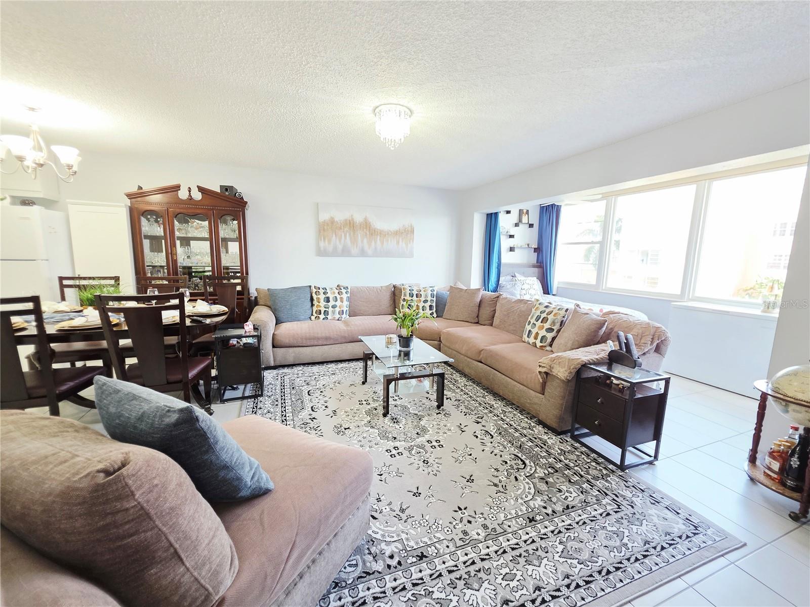 CROSSWINDS COLONY ONE CONDO - Residential