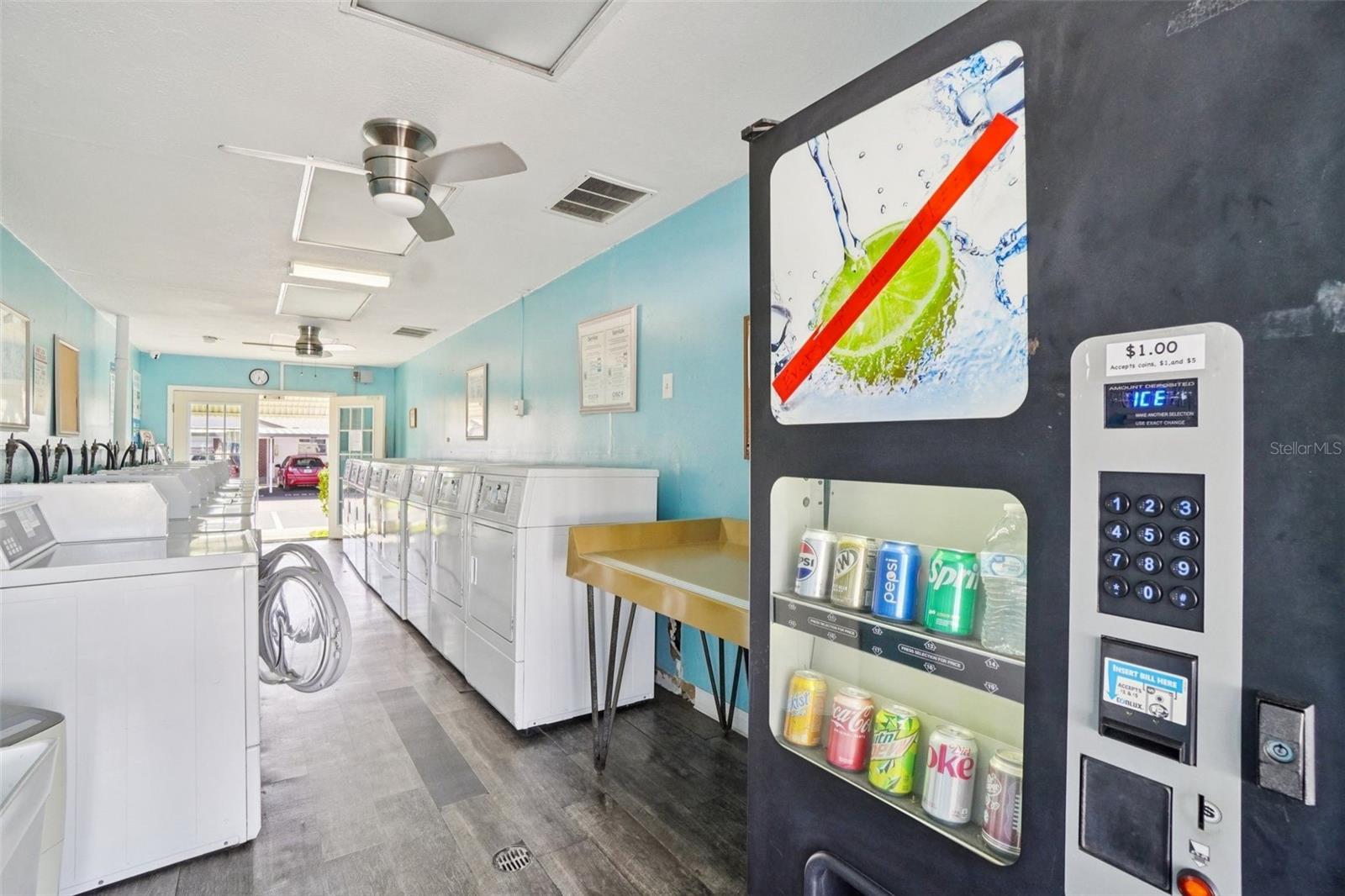 HILL CREST VILLAS - Residential