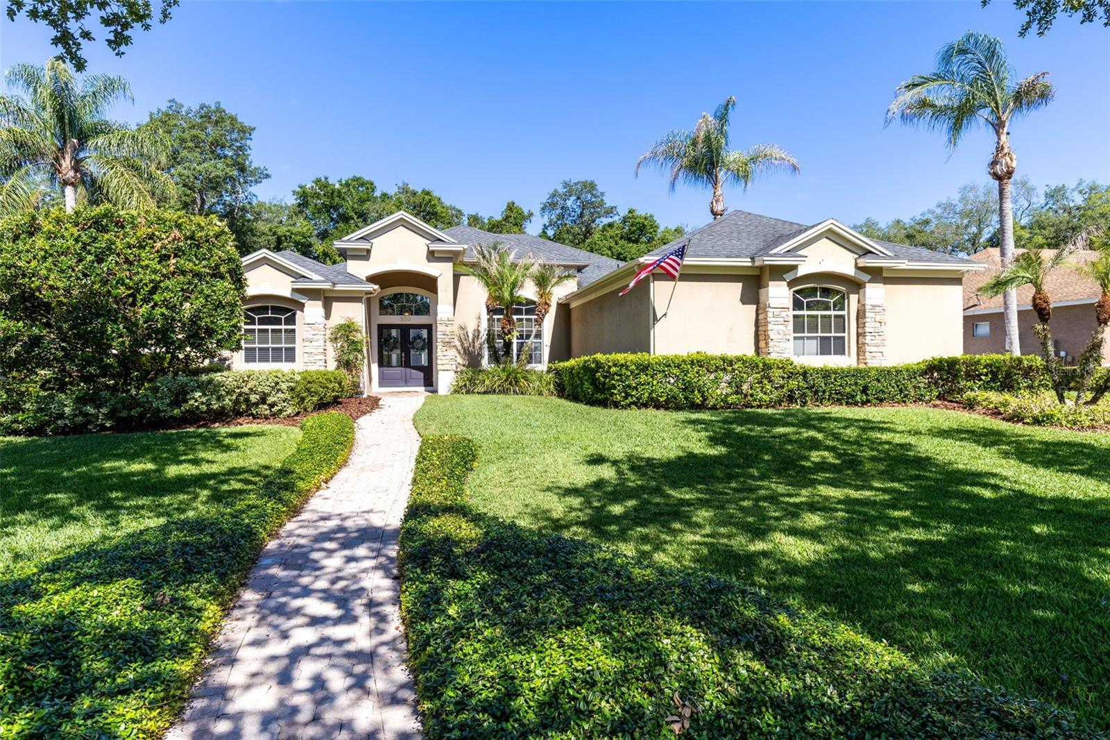 SEVILLE CHASE - Residential