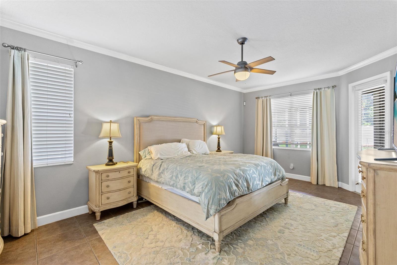 SEVILLE CHASE - Residential