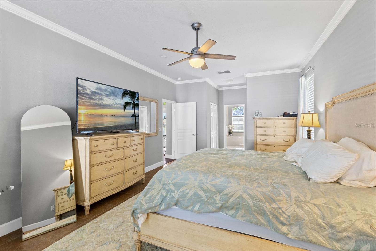 SEVILLE CHASE - Residential