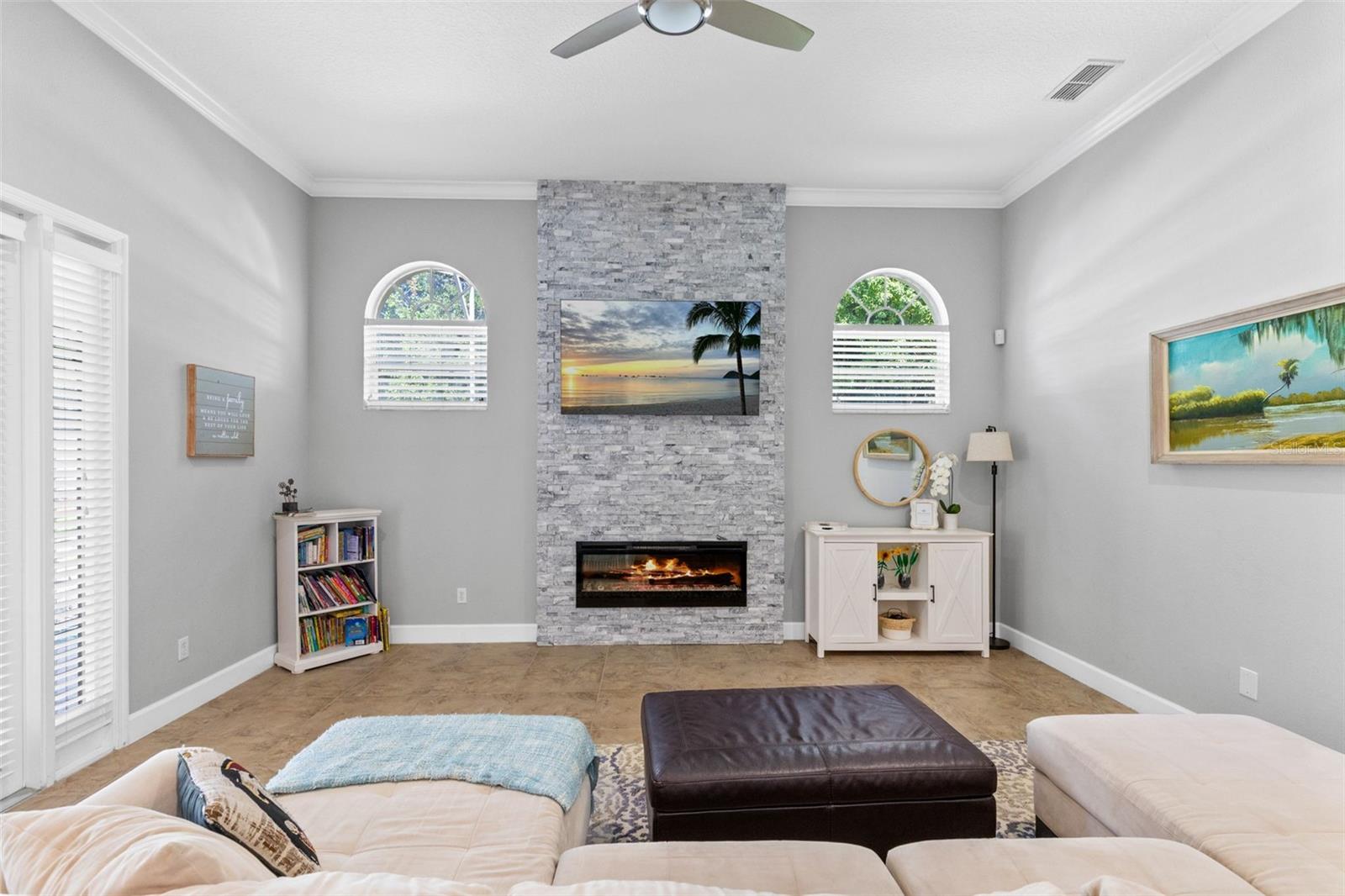 SEVILLE CHASE - Residential