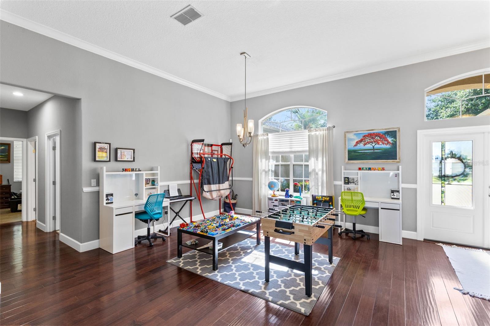 SEVILLE CHASE - Residential