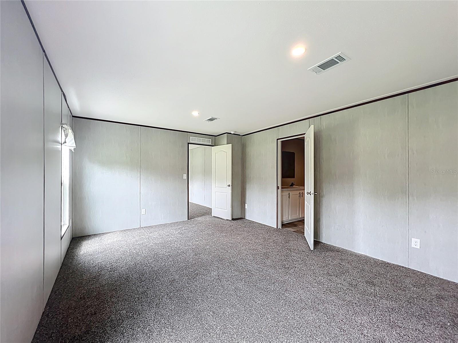 SEVEN RIVER HEIGHTS UNREC SUB - Residential