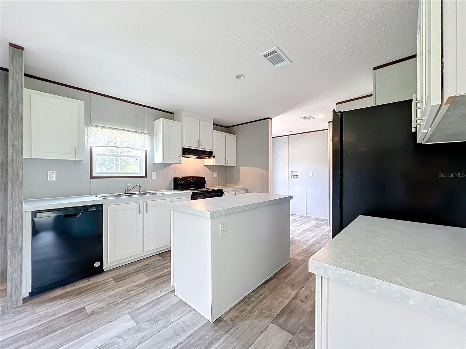 SEVEN RIVER HEIGHTS UNREC SUB - Residential