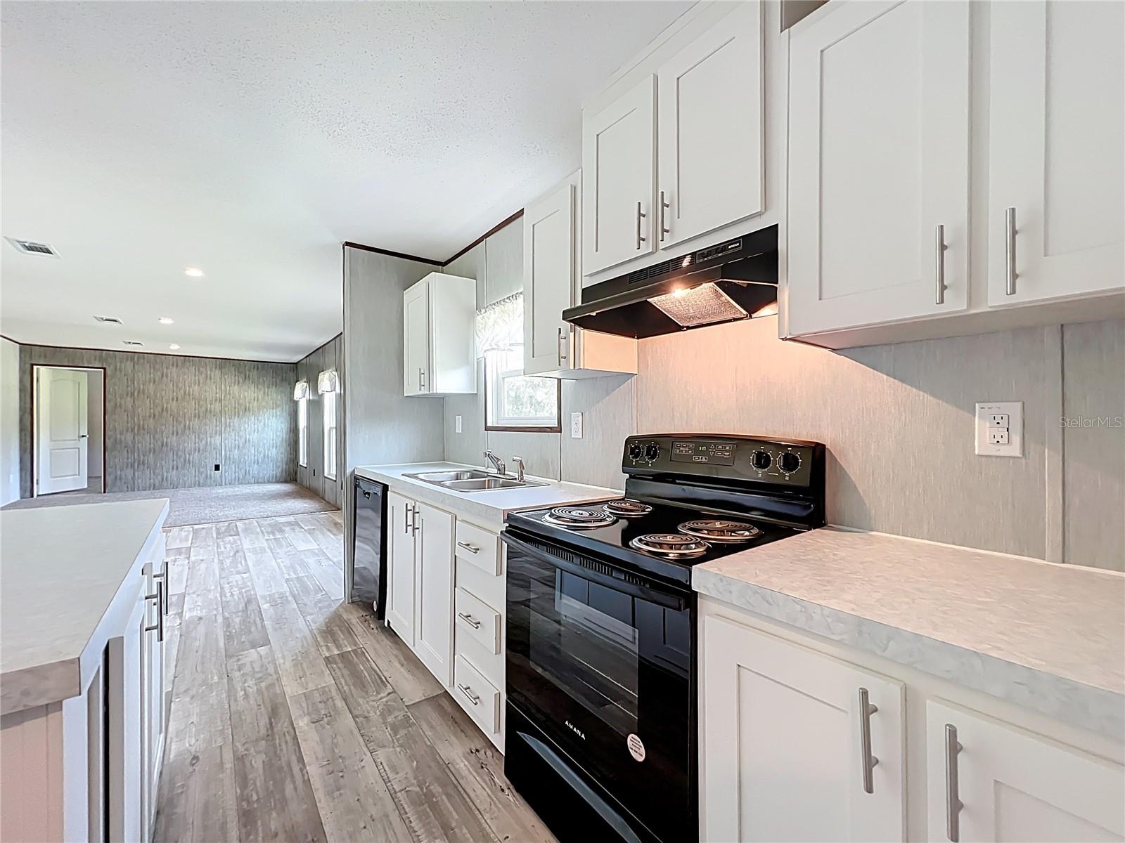 SEVEN RIVER HEIGHTS UNREC SUB - Residential