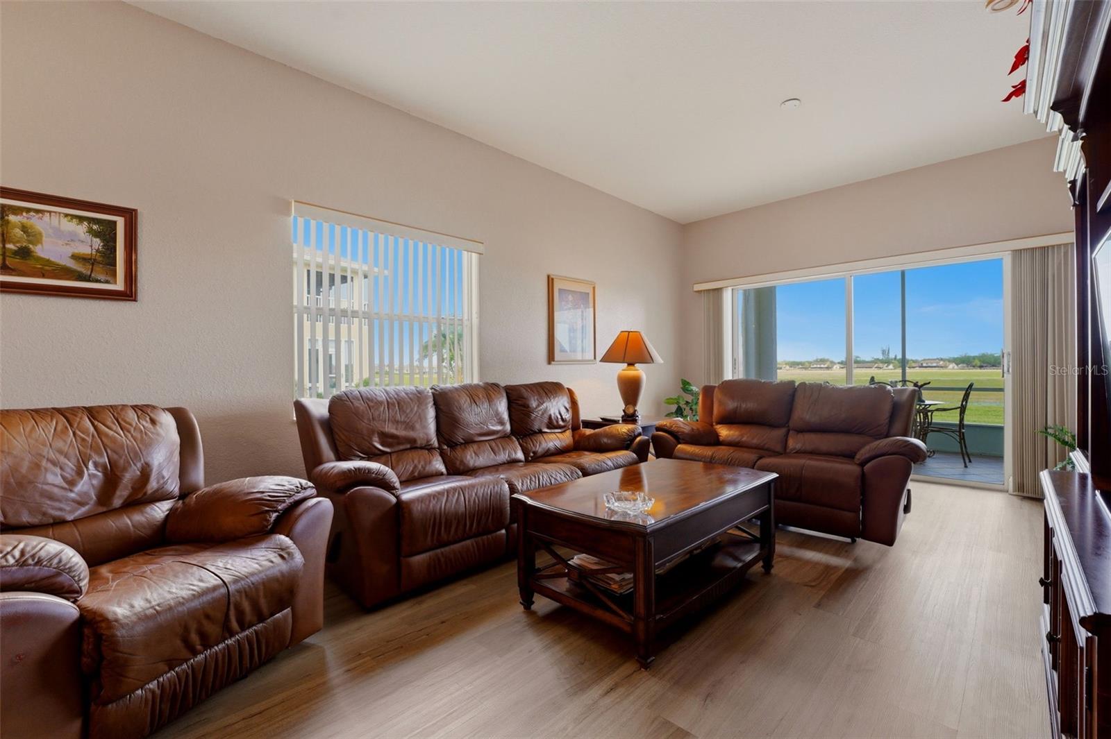 LINKSIDE - Residential