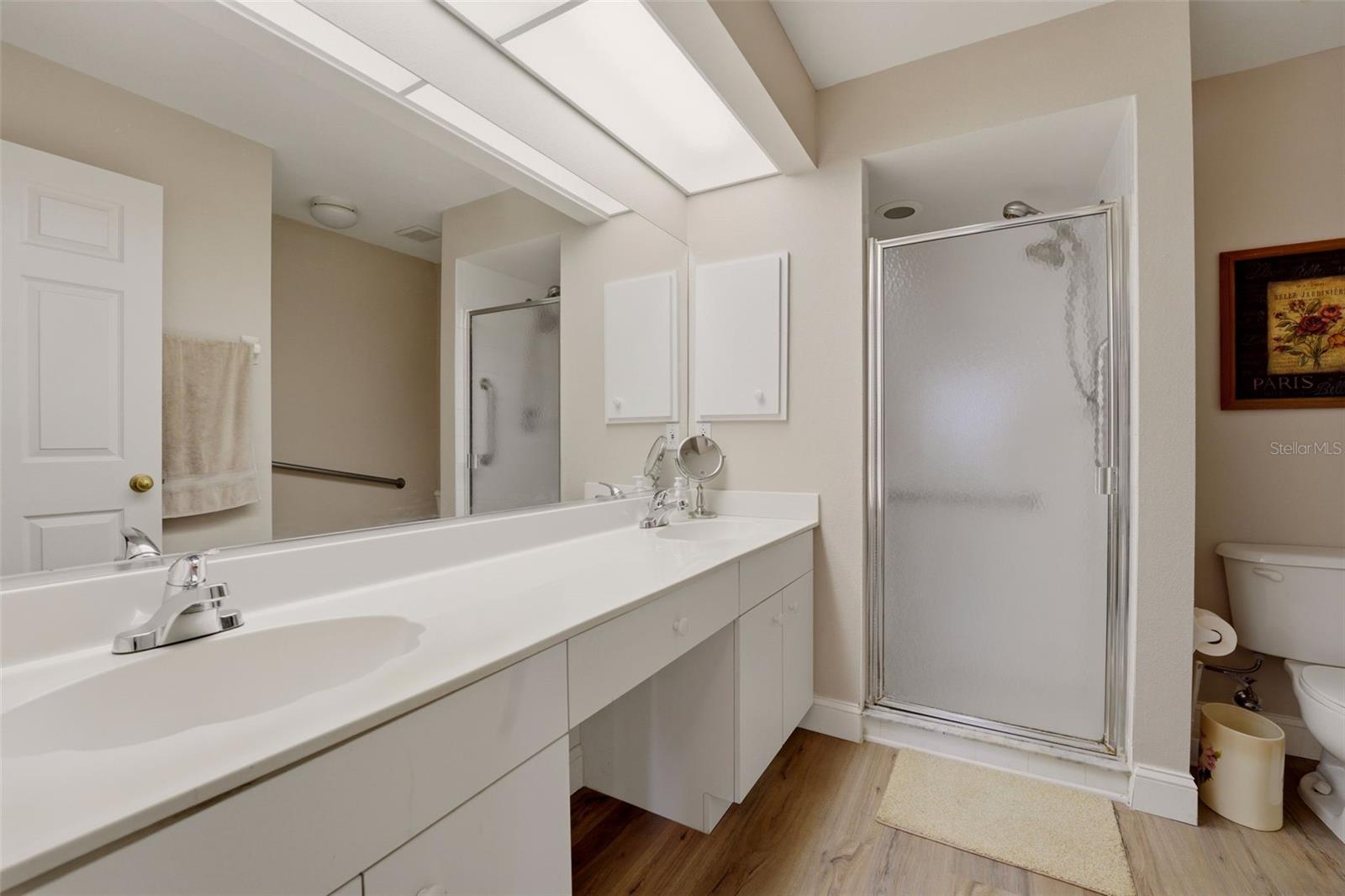 LINKSIDE - Residential