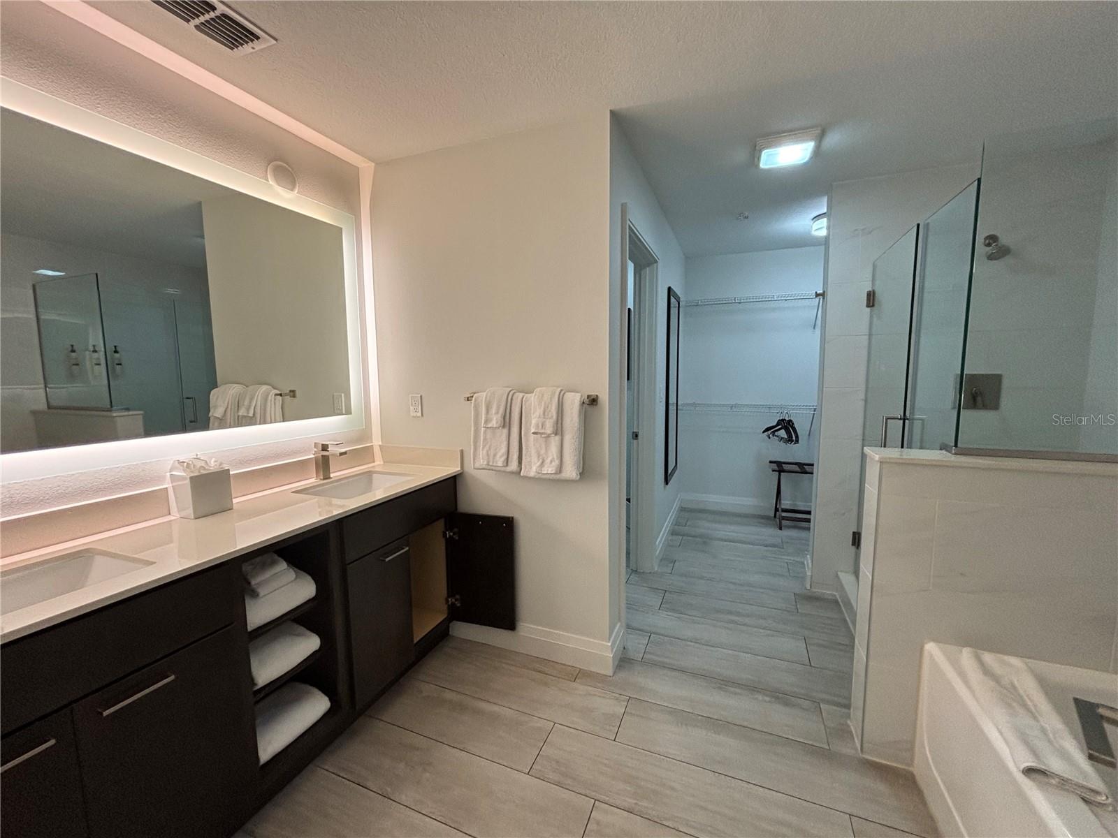 GROVE RESORT AND SPA HOTEL CONDOMINIUM - Residential