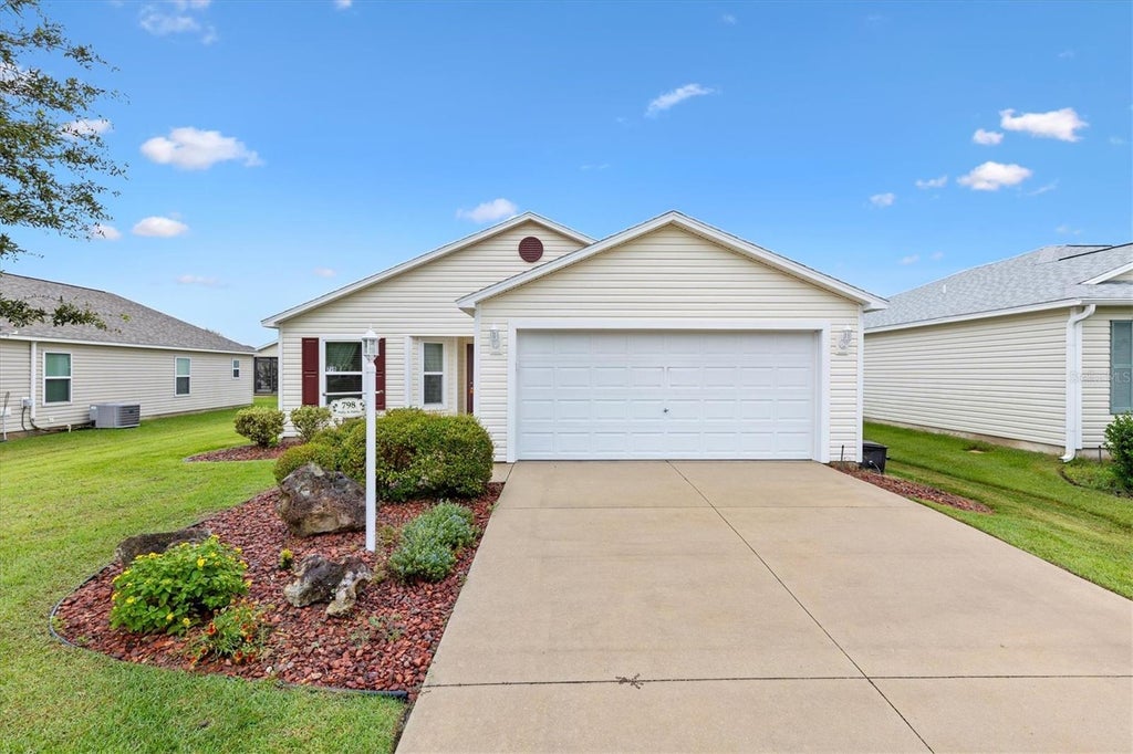Photo of 798 Millhorn Loop, The Villages, FL 32163 (MLS # G5118816)