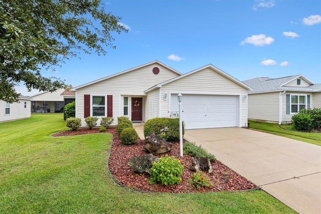 Photo of 798 Millhorn Loop, The Villages, FL 32163 (MLS # G5118816)