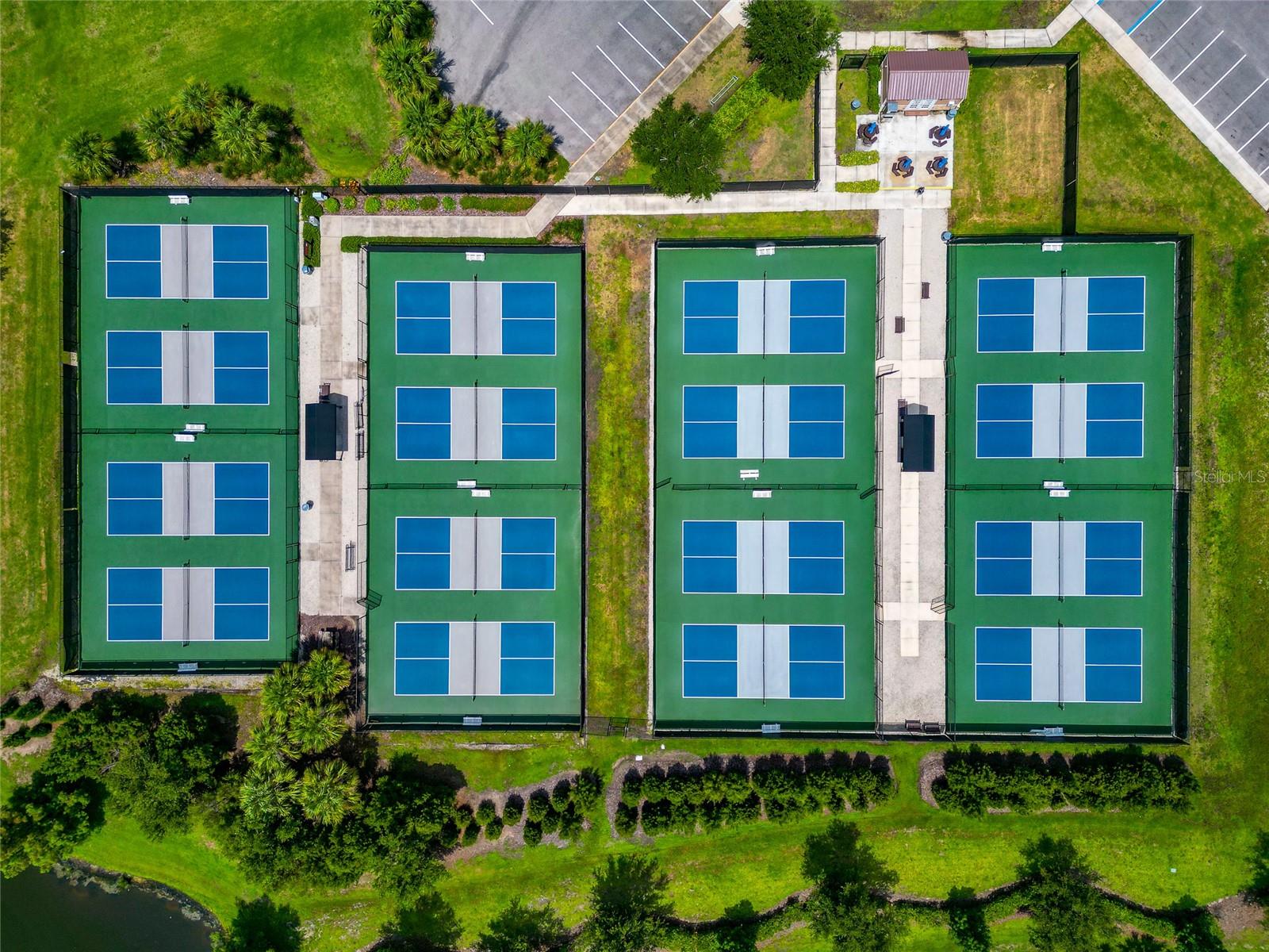 COUNTRY CLUB EAST - Residential