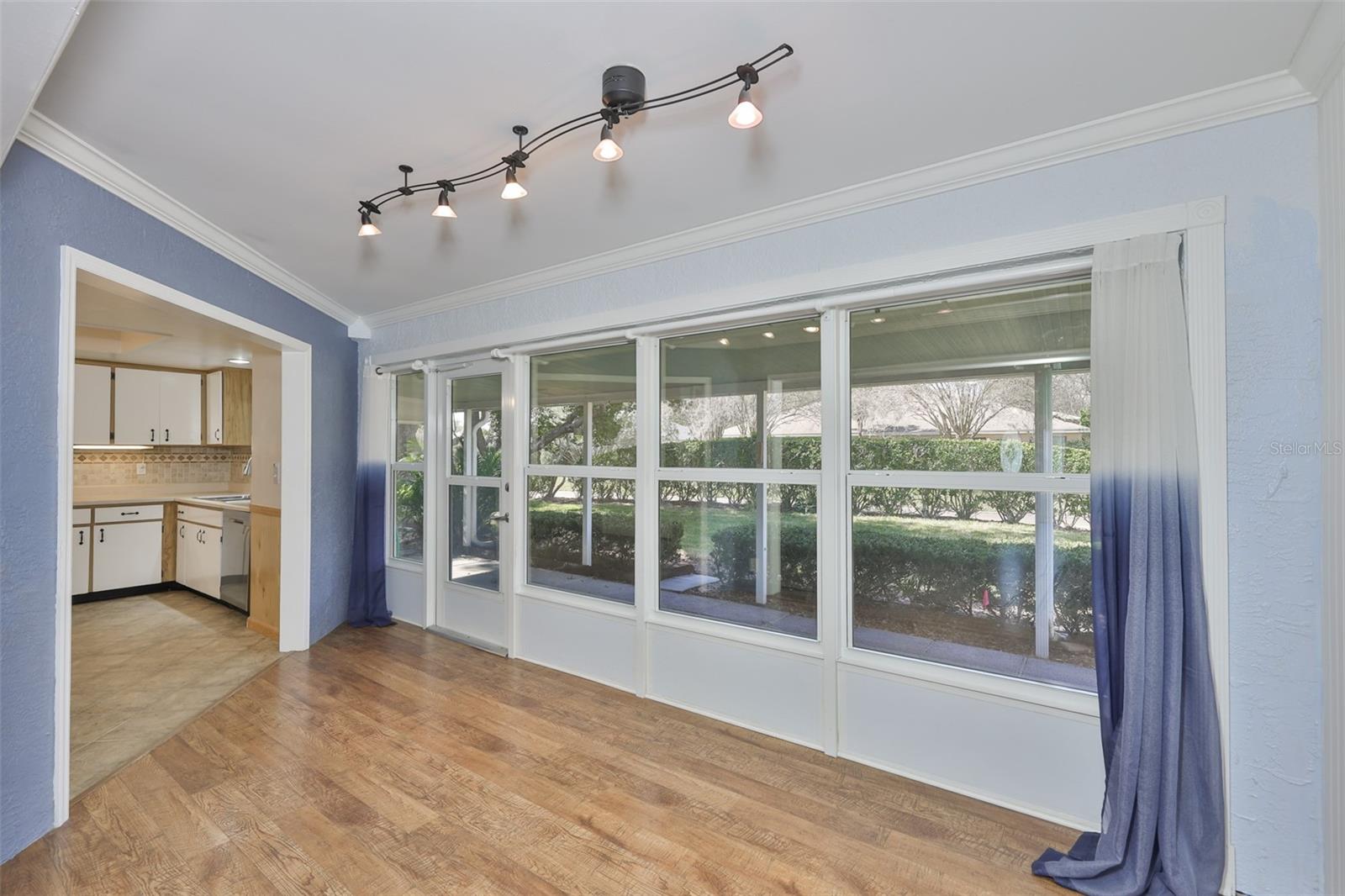 LANCASTER II CONDO - Residential