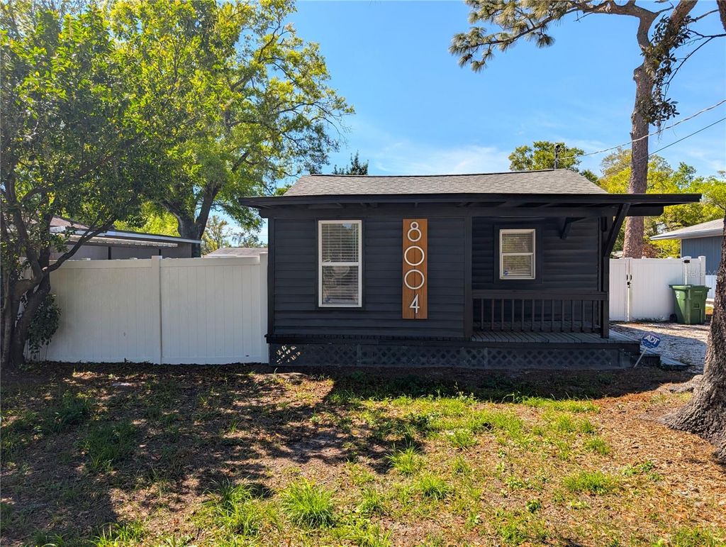 Photo of 8004 N Blvd, Tampa, FL 33604 (MLS # O6393223)