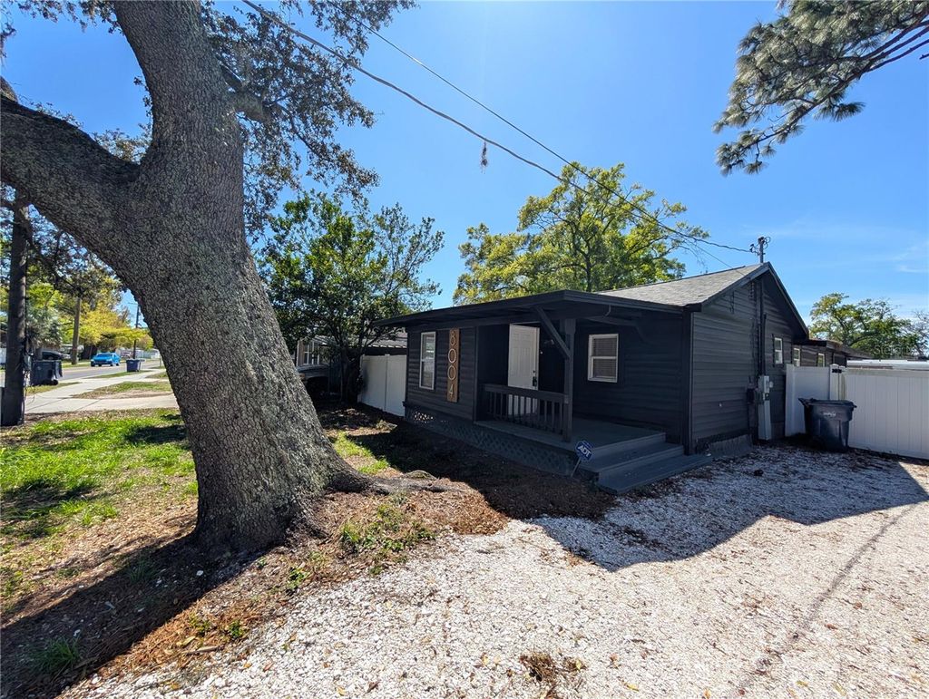 Photo of 8004 N Blvd, Tampa, FL 33604 (MLS # O6393223)