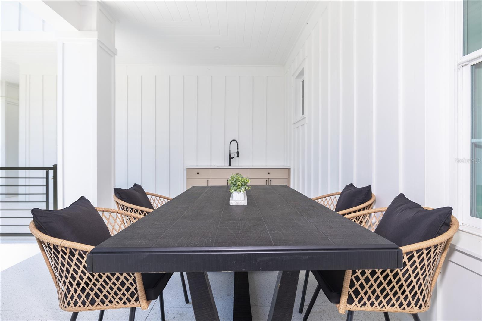 KEY ROYALE 1ST ADD - Residential