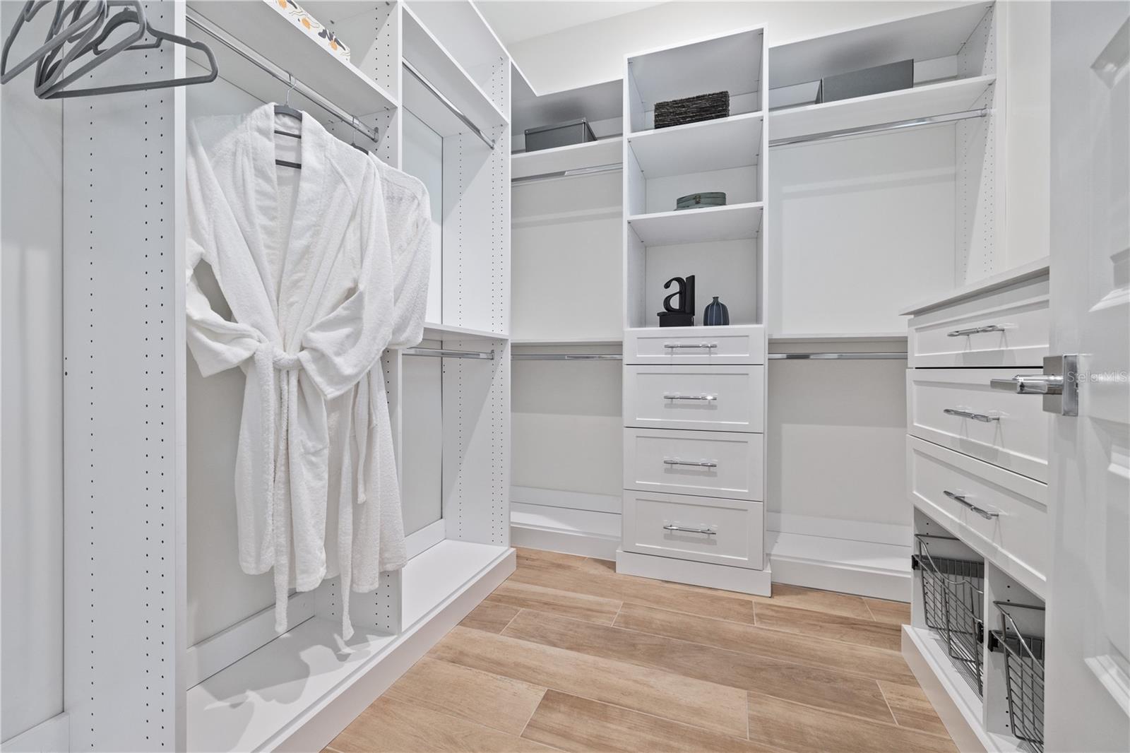 KEY ROYALE 1ST ADD - Residential