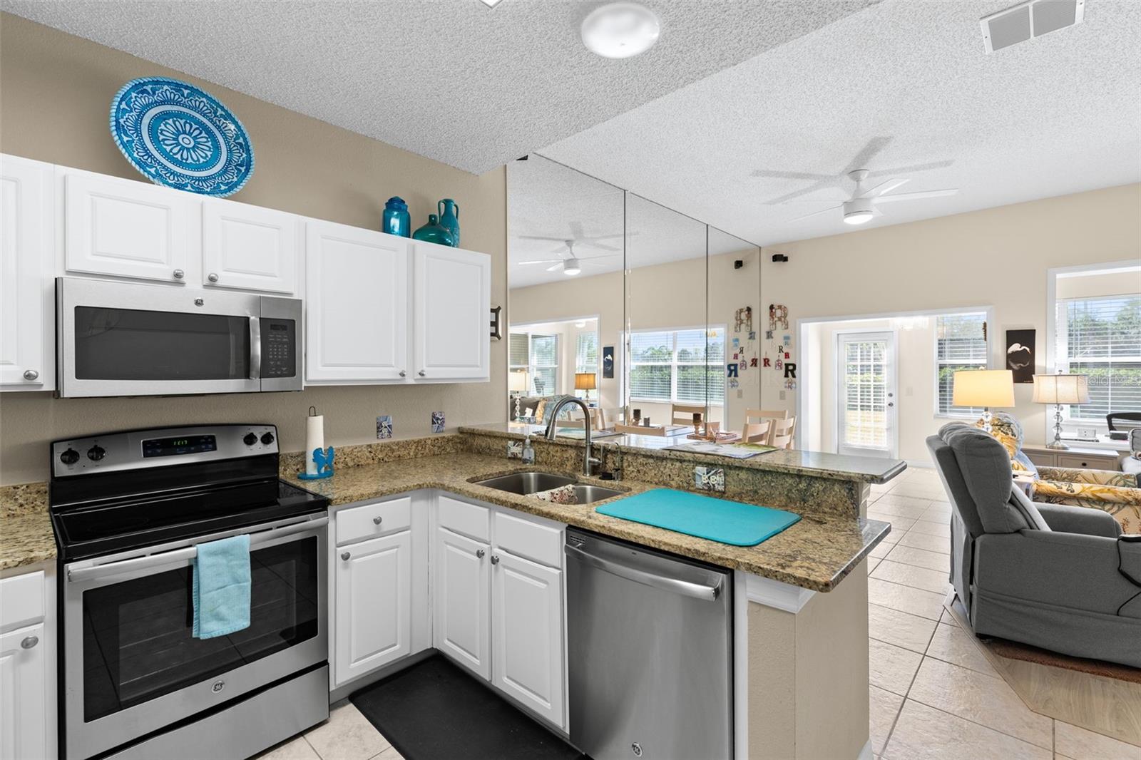 RADISON II CONDO - Residential