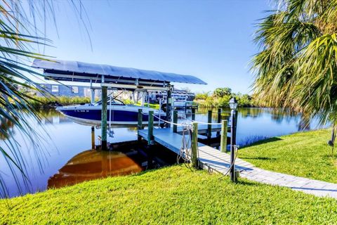 A home in PORT CHARLOTTE