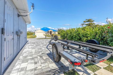 A home in PORT CHARLOTTE