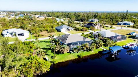 A home in PORT CHARLOTTE