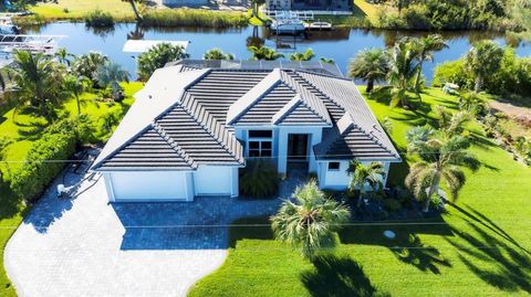 A home in PORT CHARLOTTE