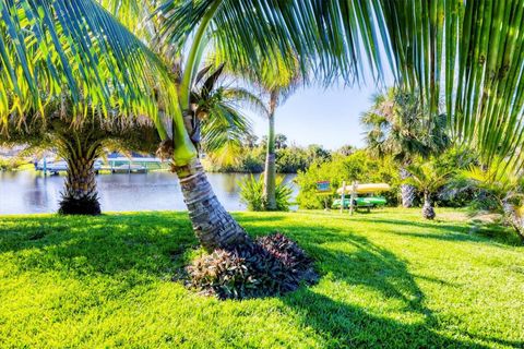 A home in PORT CHARLOTTE