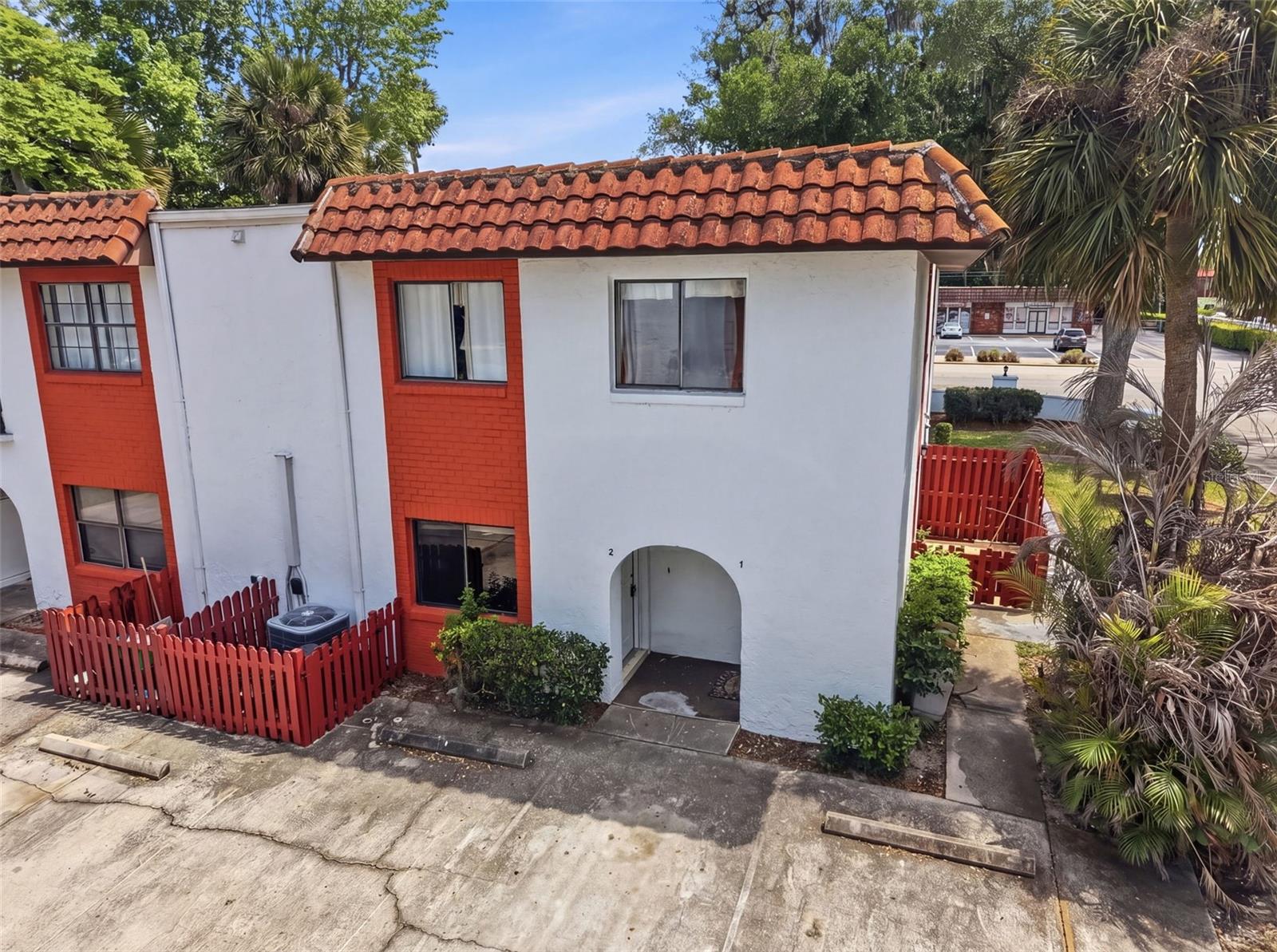 JEMECY OAK VILLAS CONDO PH 01-06 INC - Residential