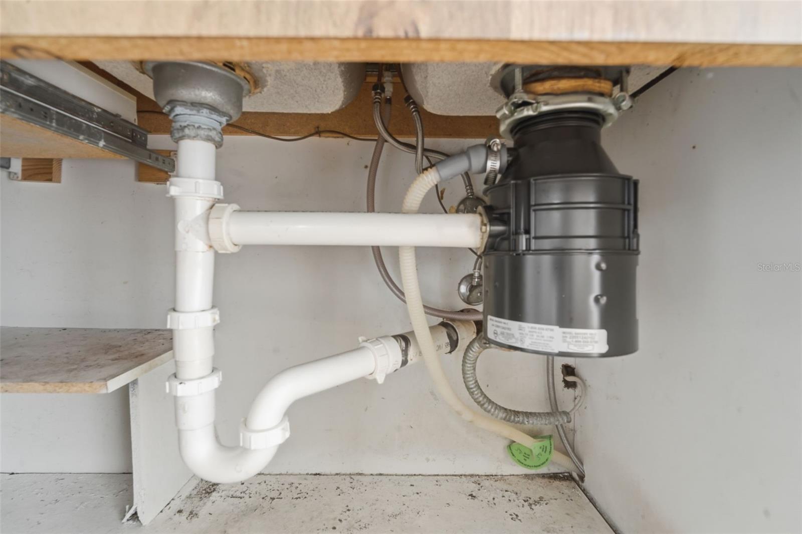 JEMECY OAK VILLAS CONDO PH 01-06 INC - Residential