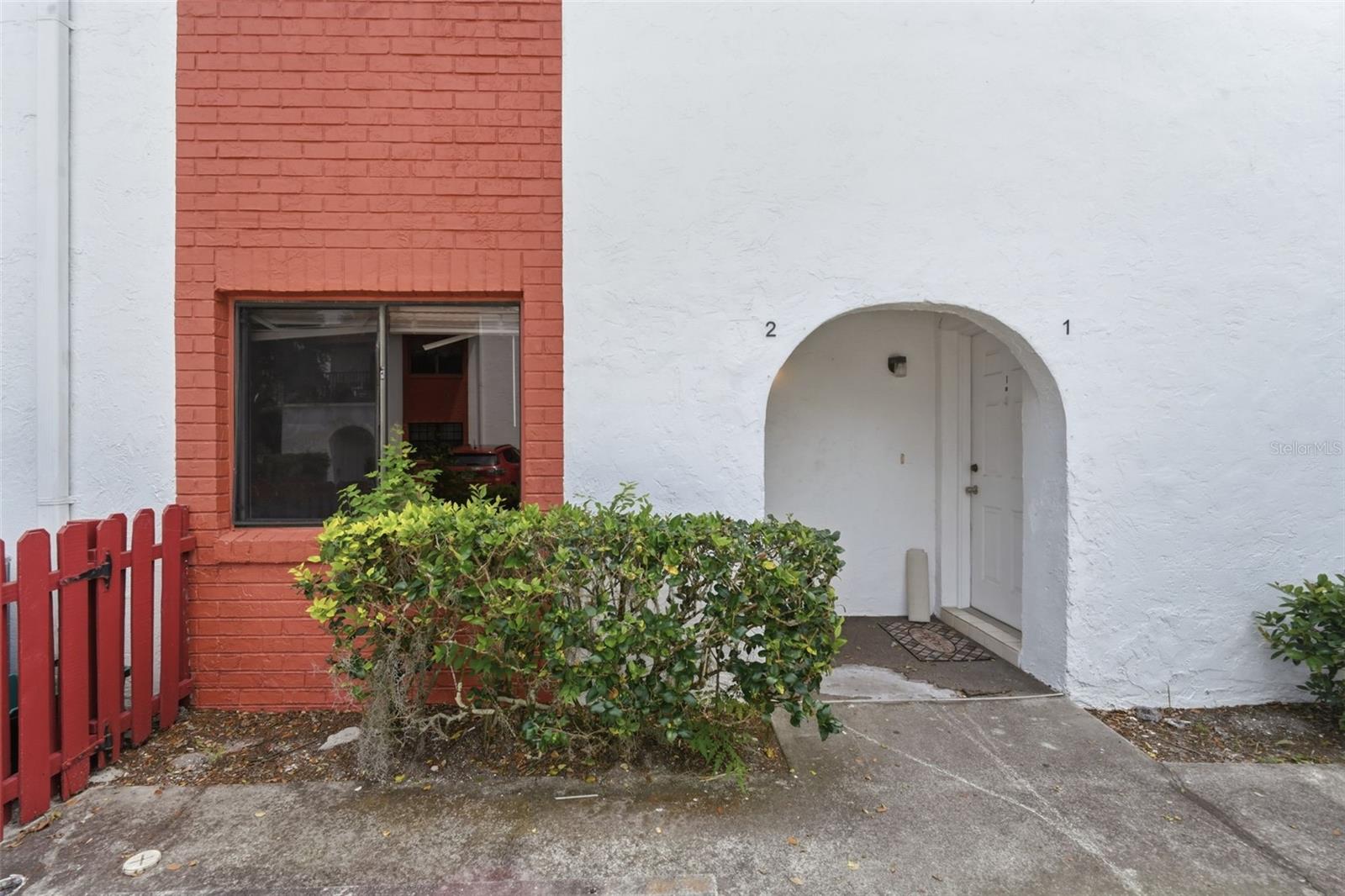 JEMECY OAK VILLAS CONDO PH 01-06 INC - Residential