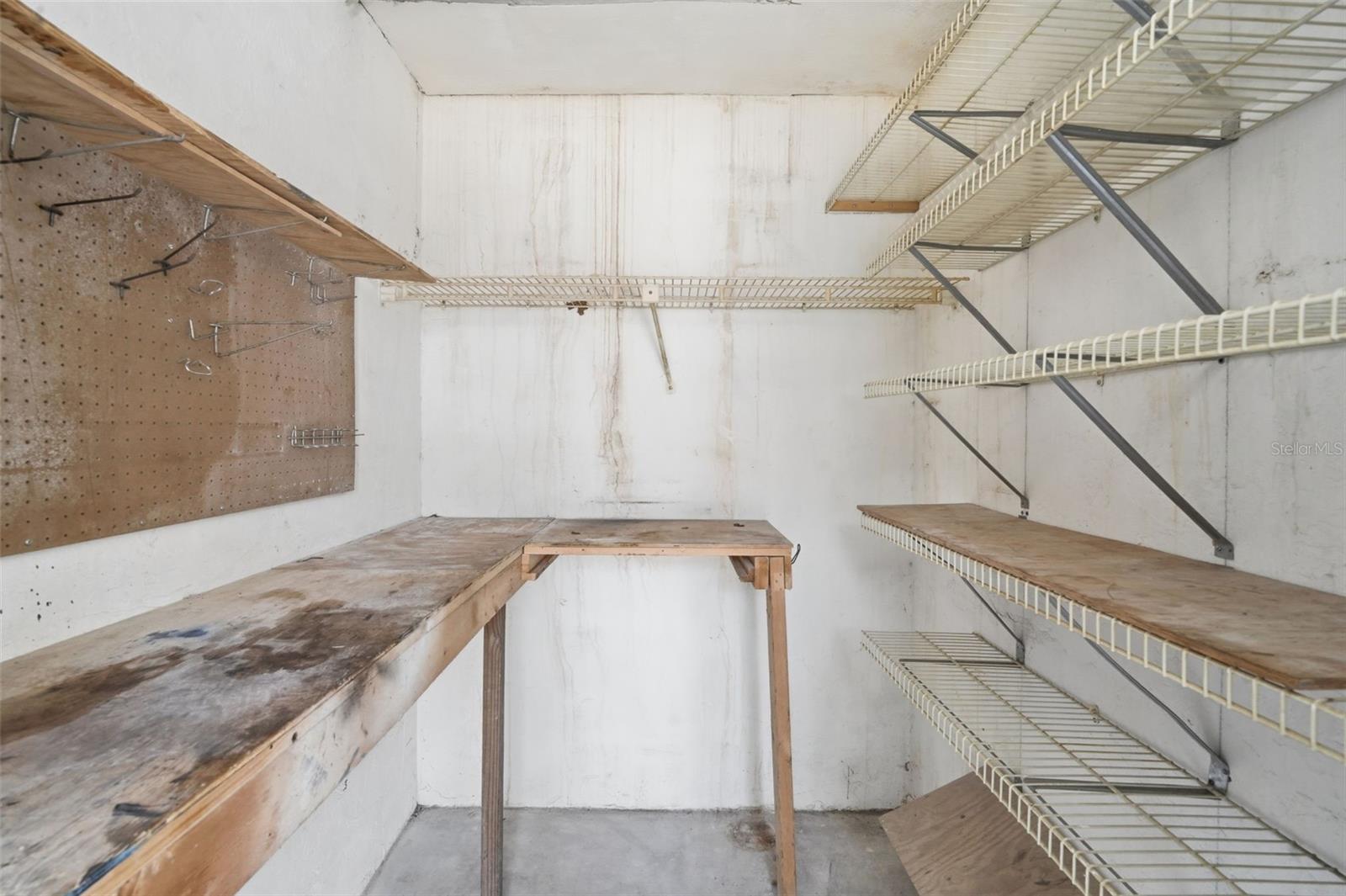 JEMECY OAK VILLAS CONDO PH 01-06 INC - Residential