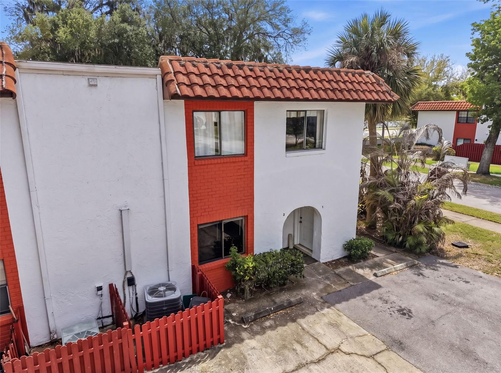 JEMECY OAK VILLAS CONDO PH 01-06 INC - Residential