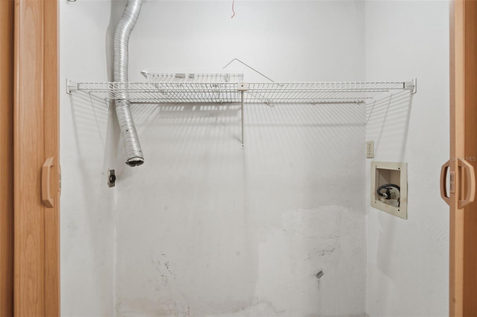 JEMECY OAK VILLAS CONDO PH 01-06 INC - Residential