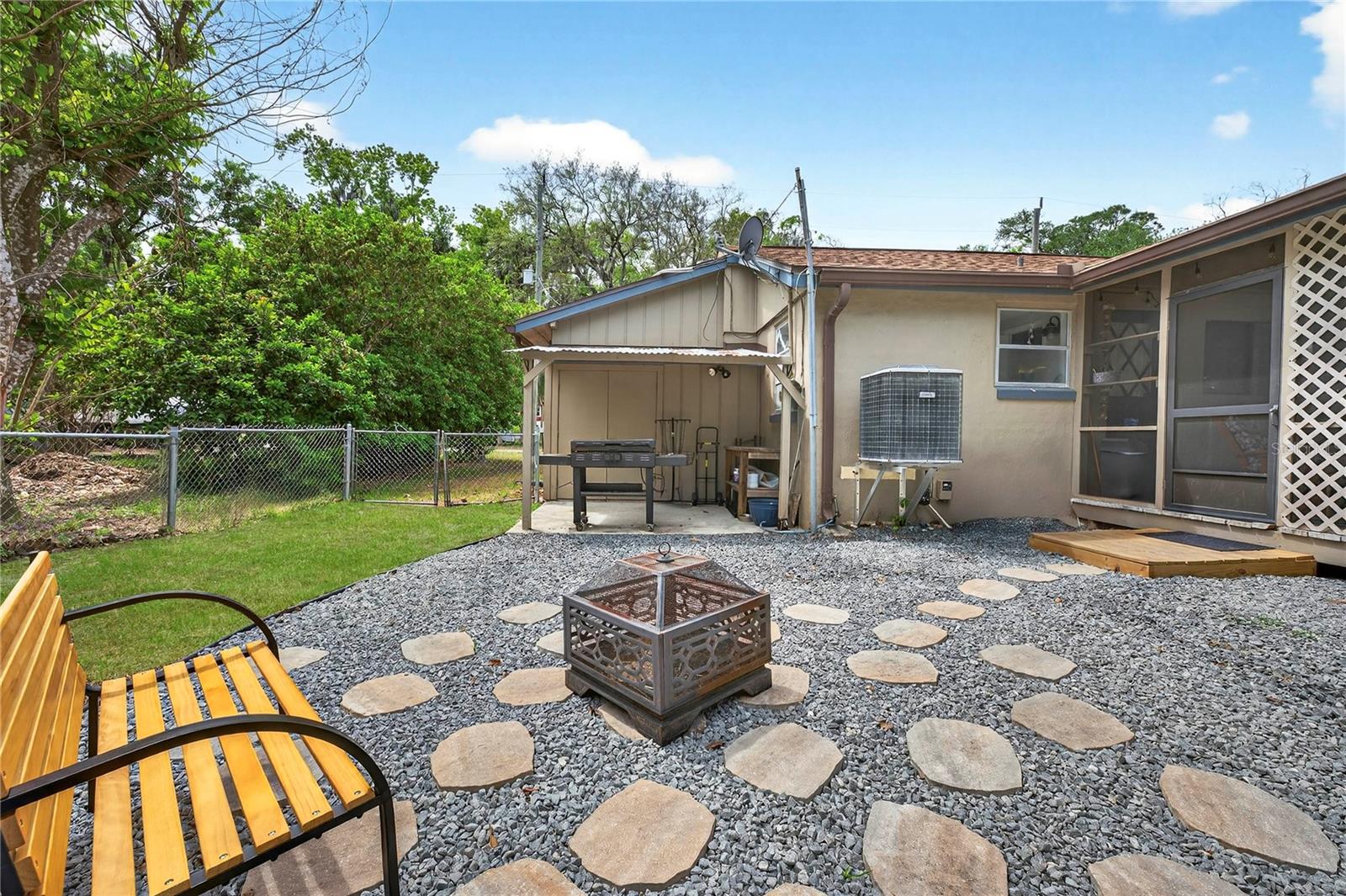 DAGWOOD ACRES - Residential