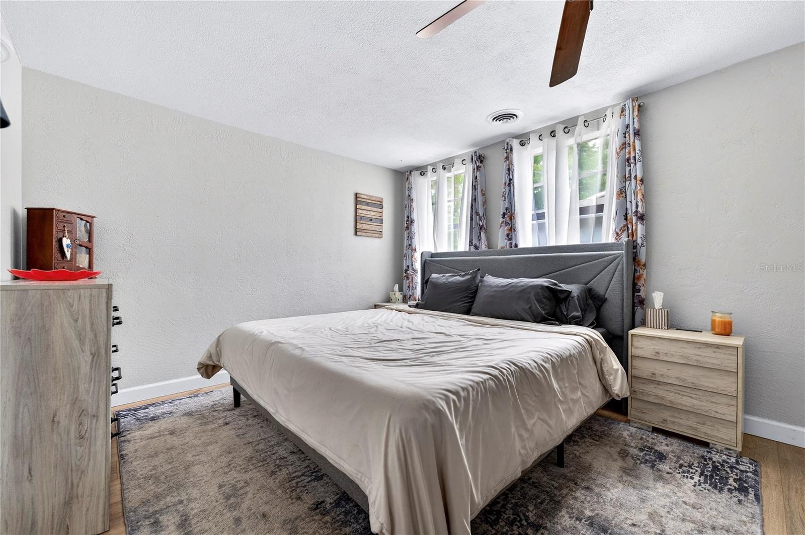 DAGWOOD ACRES - Residential