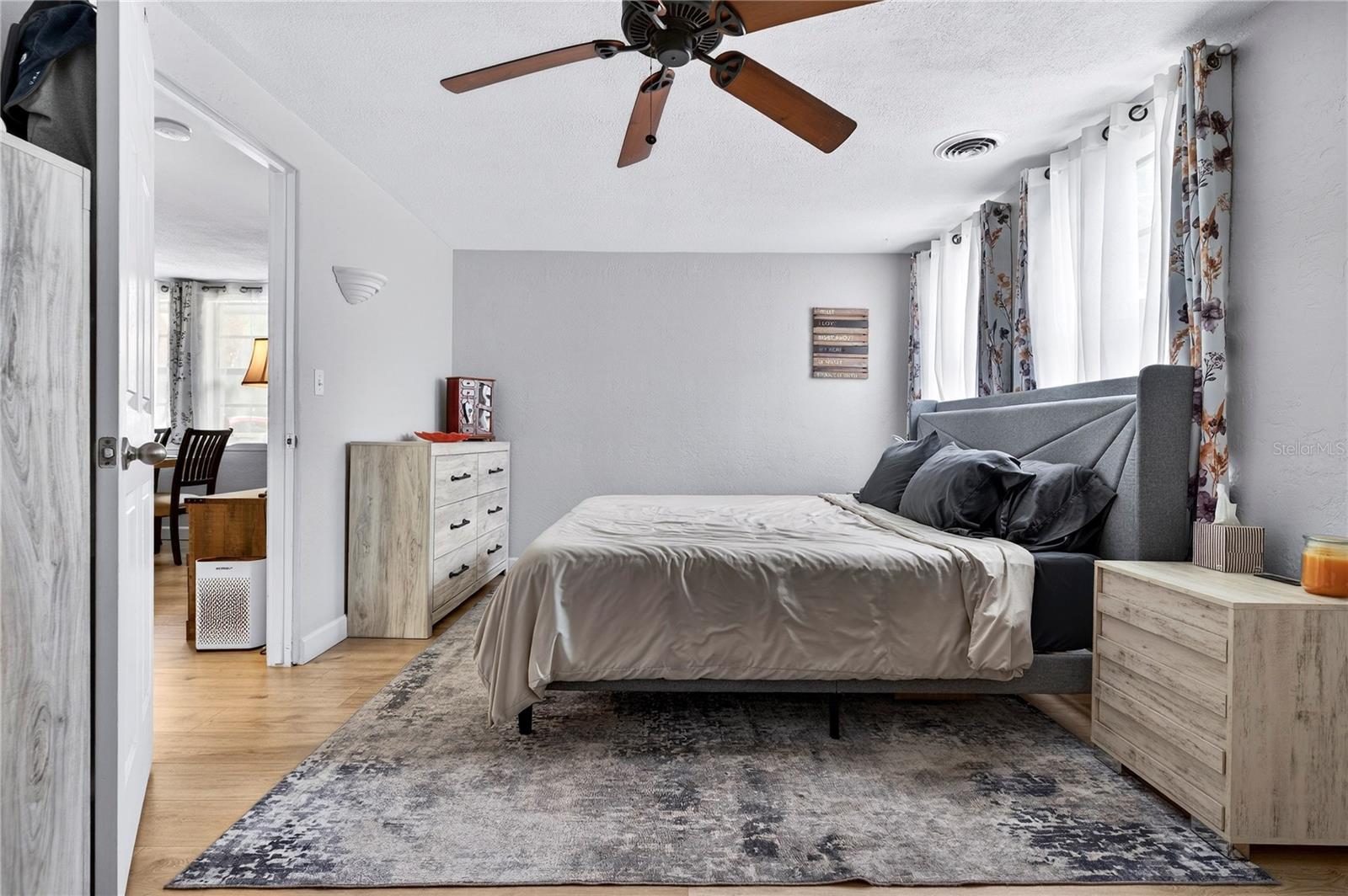 DAGWOOD ACRES - Residential