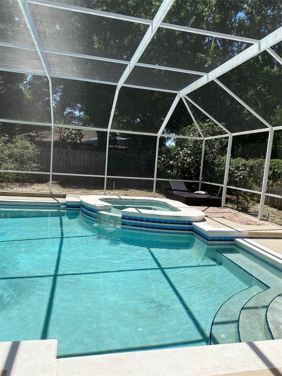 7924 BRIDGESTONE DRIVE