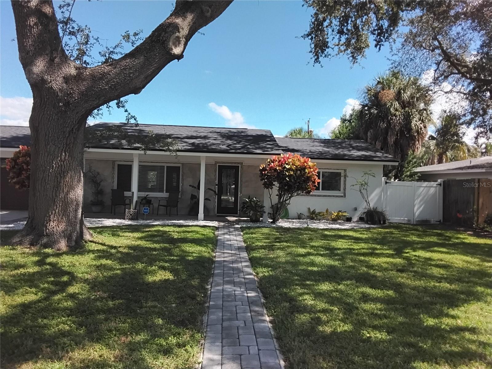 571 LENTZ ROAD