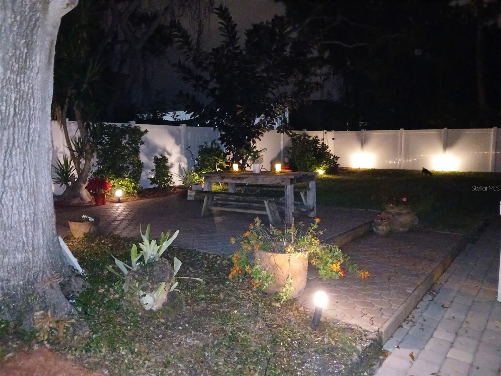 SOMERSET LAKES - Residential