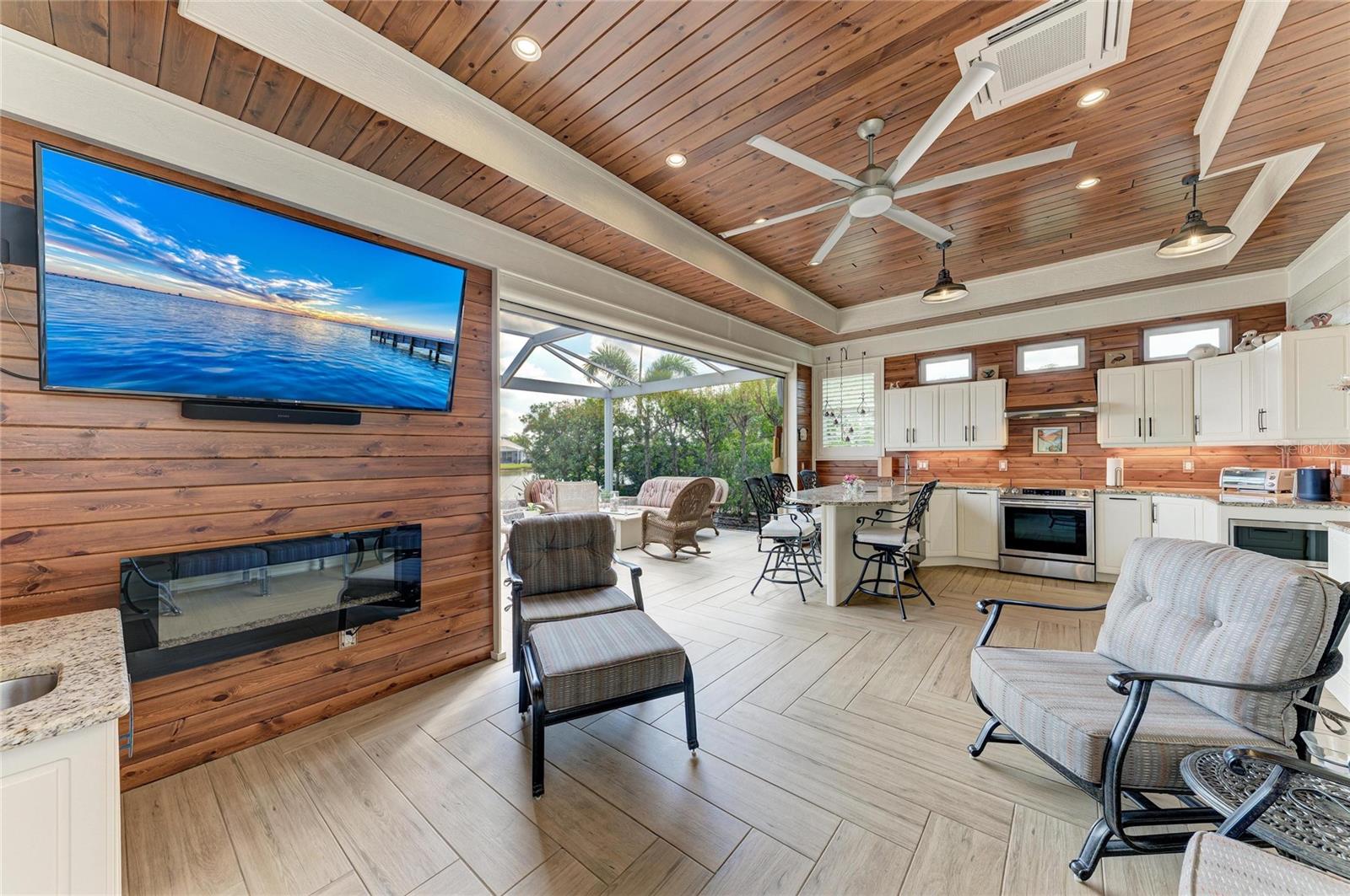 THORNTON CRK MOTORCOACH RESIDENCE - Residential