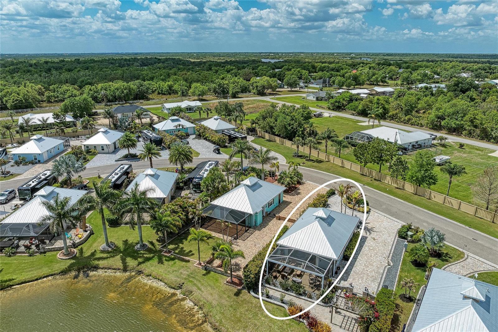 THORNTON CRK MOTORCOACH RESIDENCE - Residential