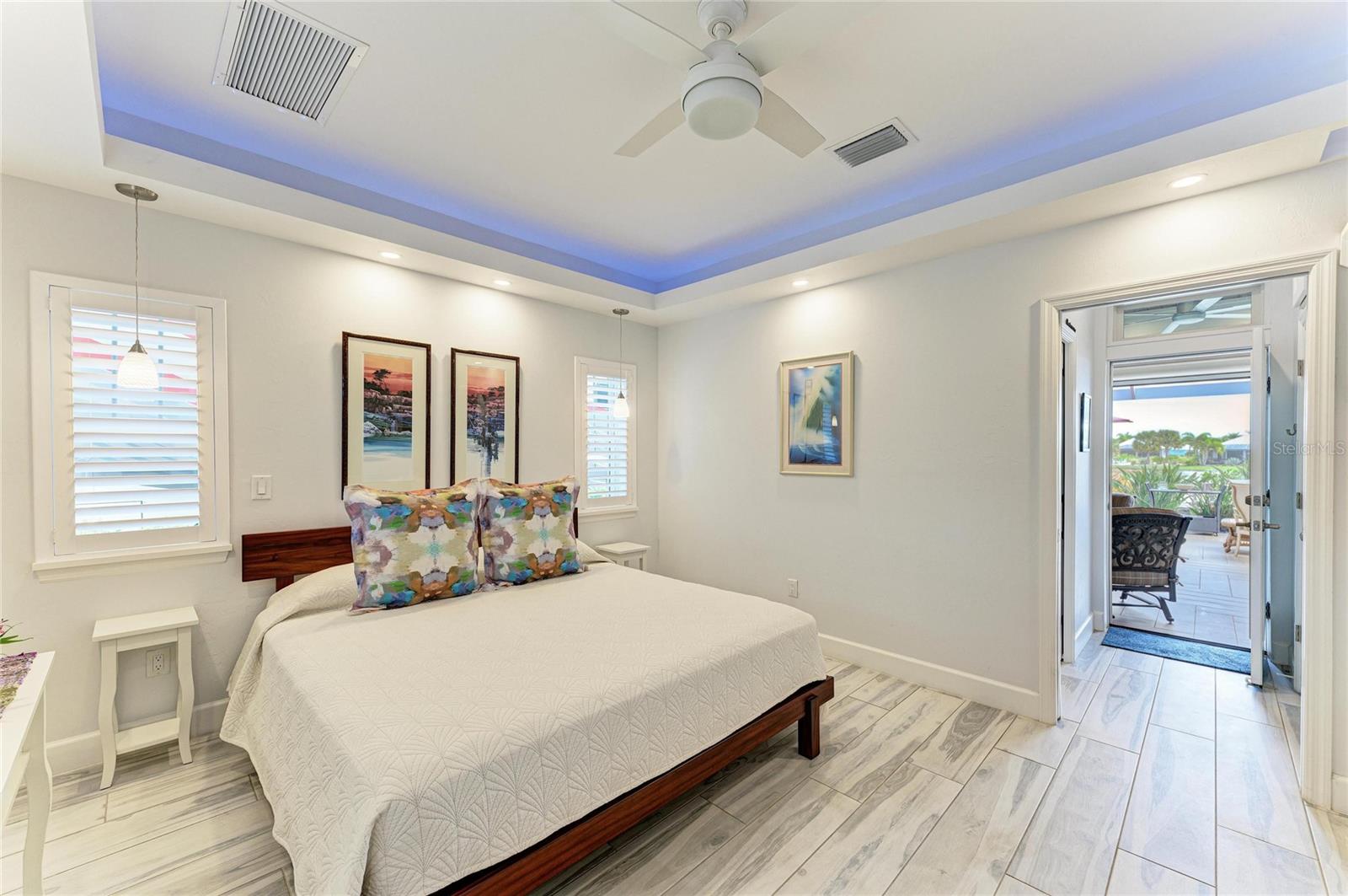 THORNTON CRK MOTORCOACH RESIDENCE - Residential