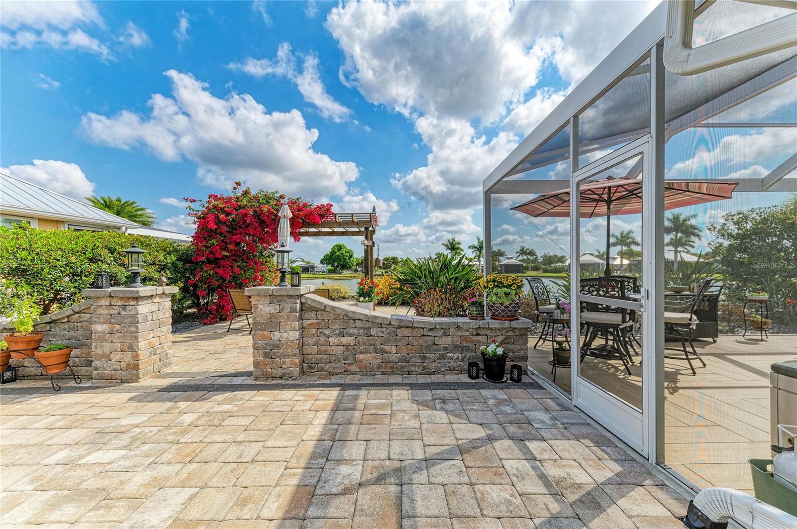 THORNTON CRK MOTORCOACH RESIDENCE - Residential