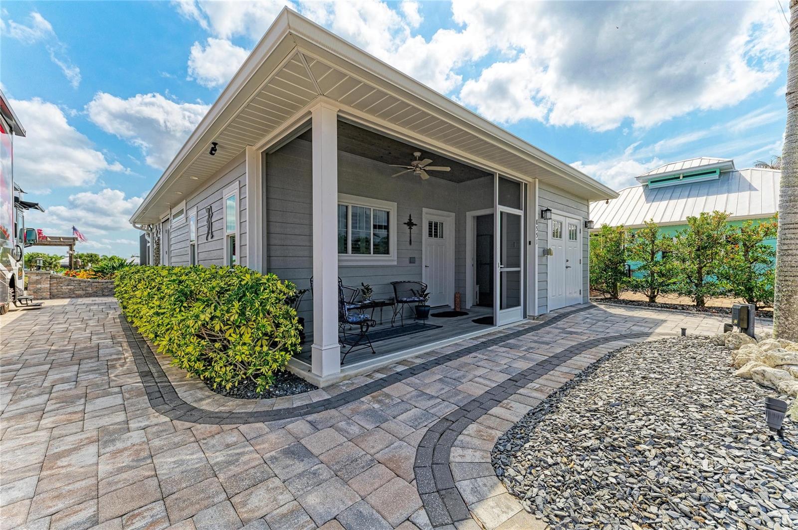 THORNTON CRK MOTORCOACH RESIDENCE - Residential