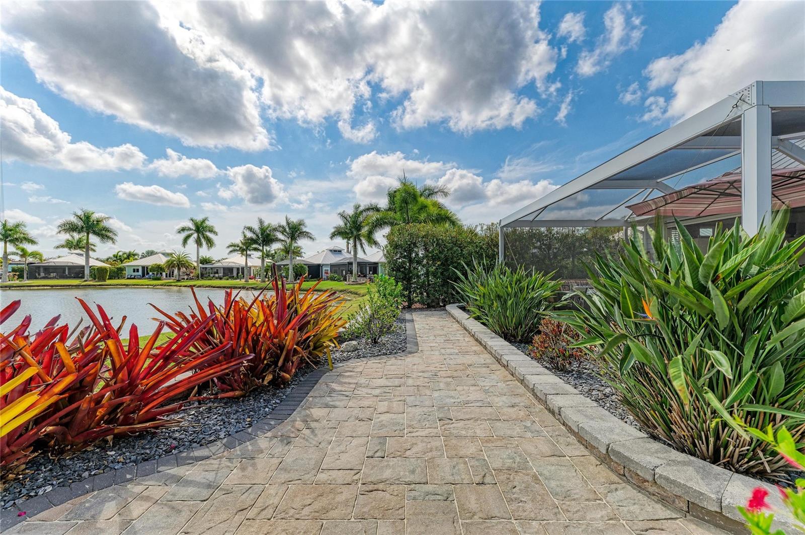 THORNTON CRK MOTORCOACH RESIDENCE - Residential